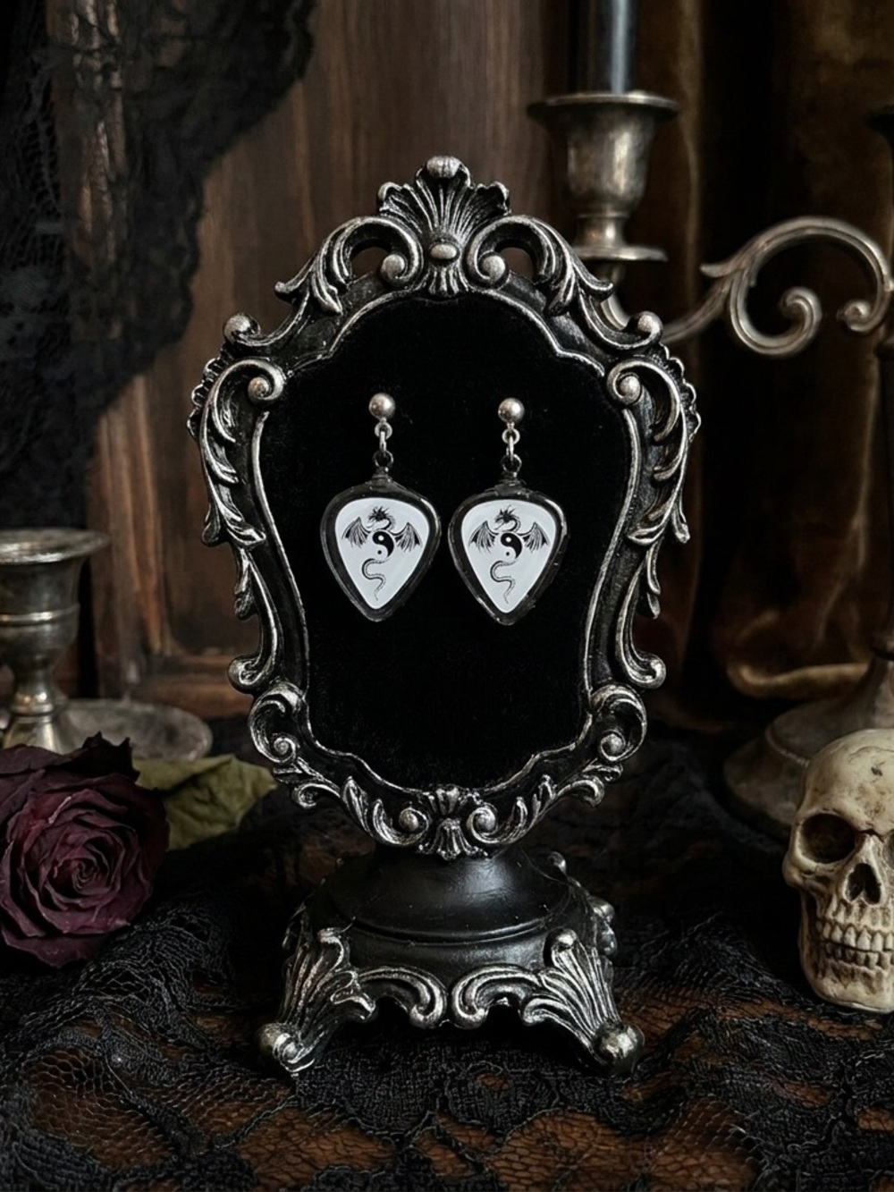 Vintage 90s/Y2K Dragon Gothic Yin Yang Guitar Pick Earrings